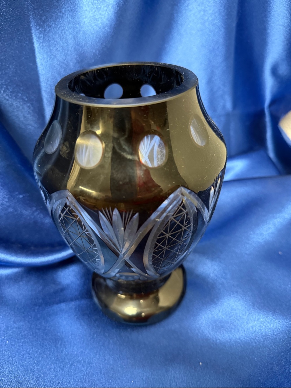 Hand-Cut Dark Black Crystal Decorative Vase